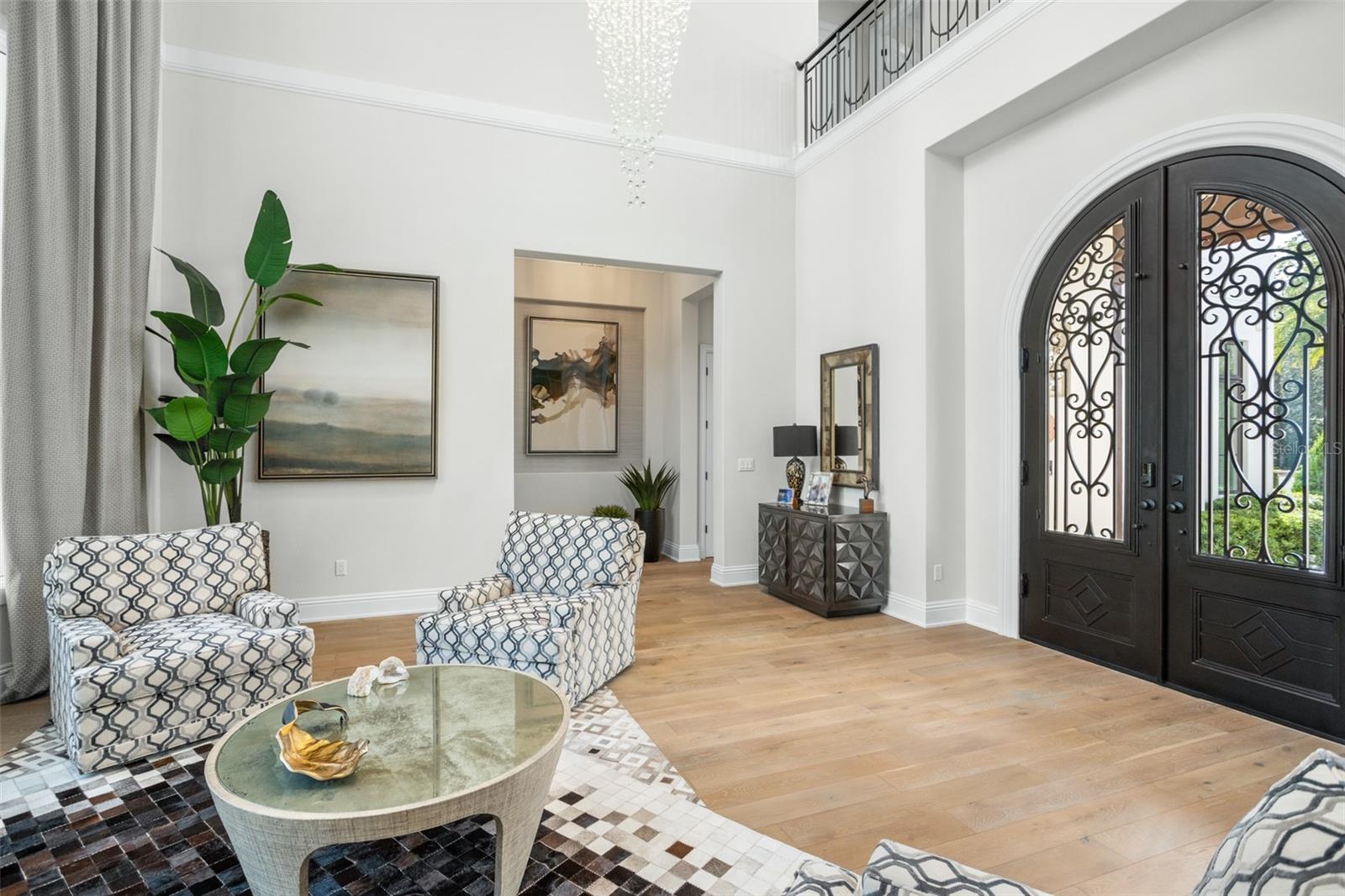 Image 3 of 56 For 10331 Los Feliz Drive