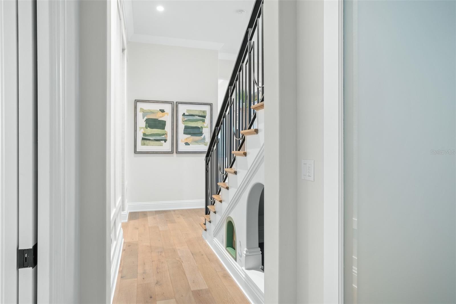Image 31 of 56 For 10331 Los Feliz Drive