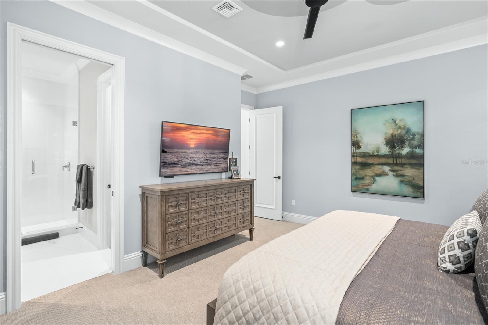 Image 44 of 56 For 10331 Los Feliz Drive