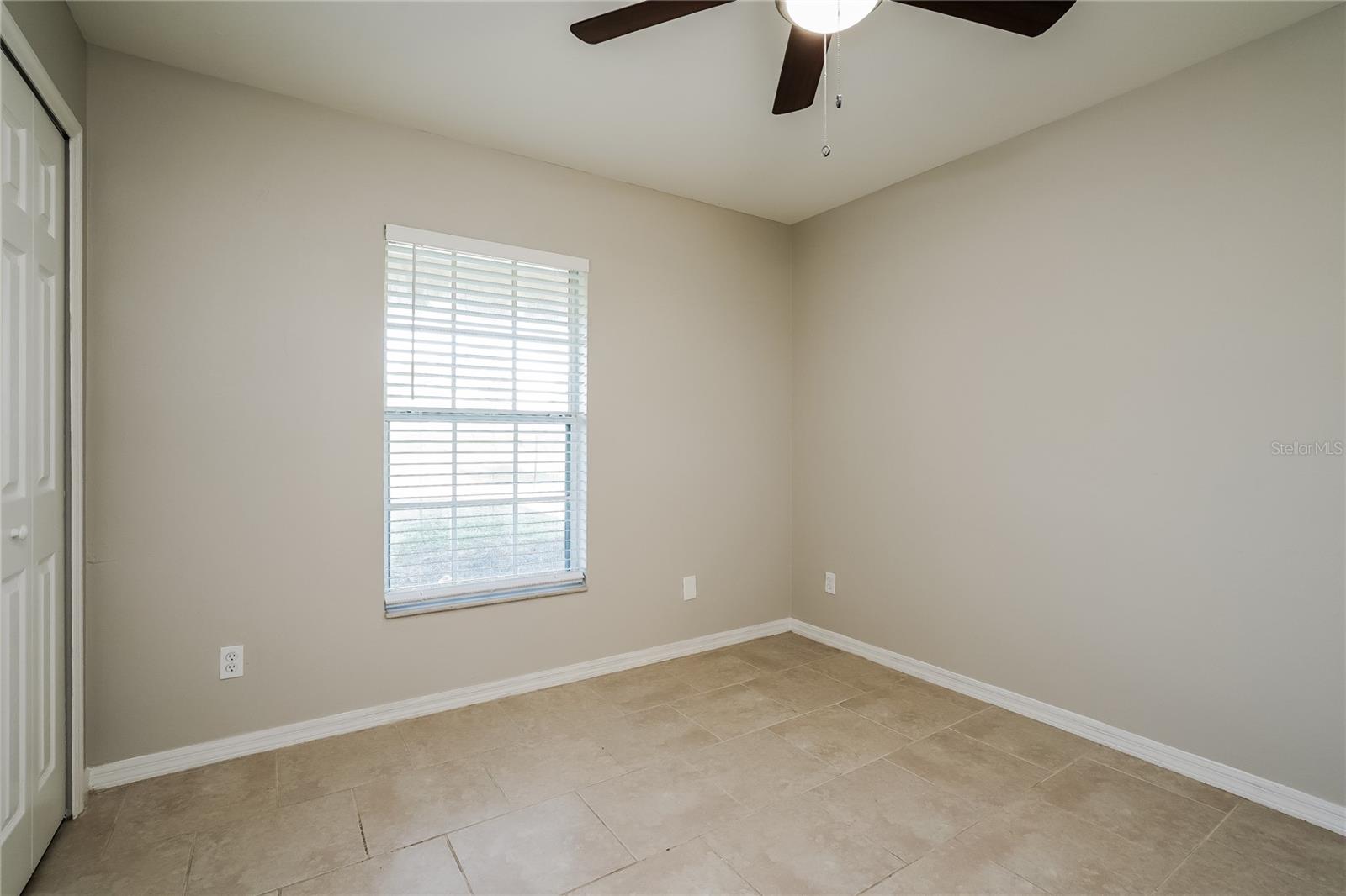 Image 13 of 16 For 2833 22nd Avenue