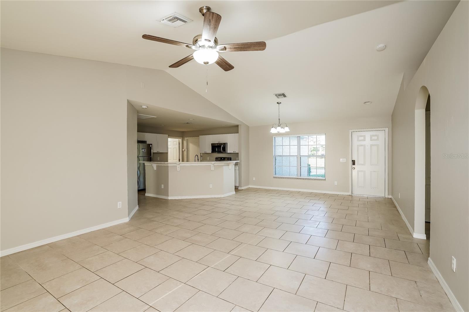 Image 4 of 16 For 2833 22nd Avenue