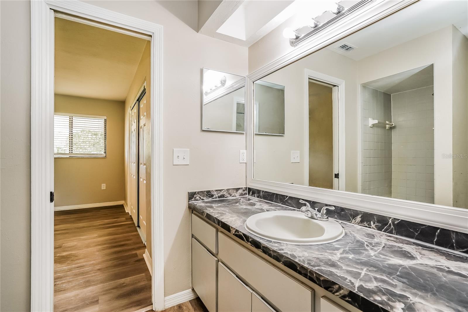 Image 11 of 16 For 4007 4th Street W