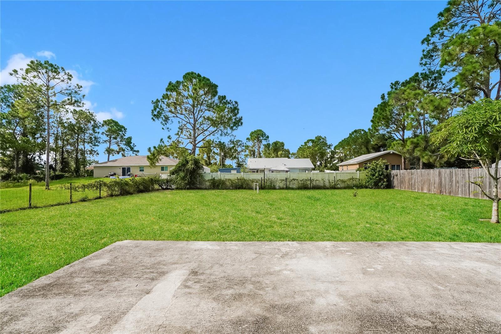 Image 16 of 16 For 4007 4th Street W