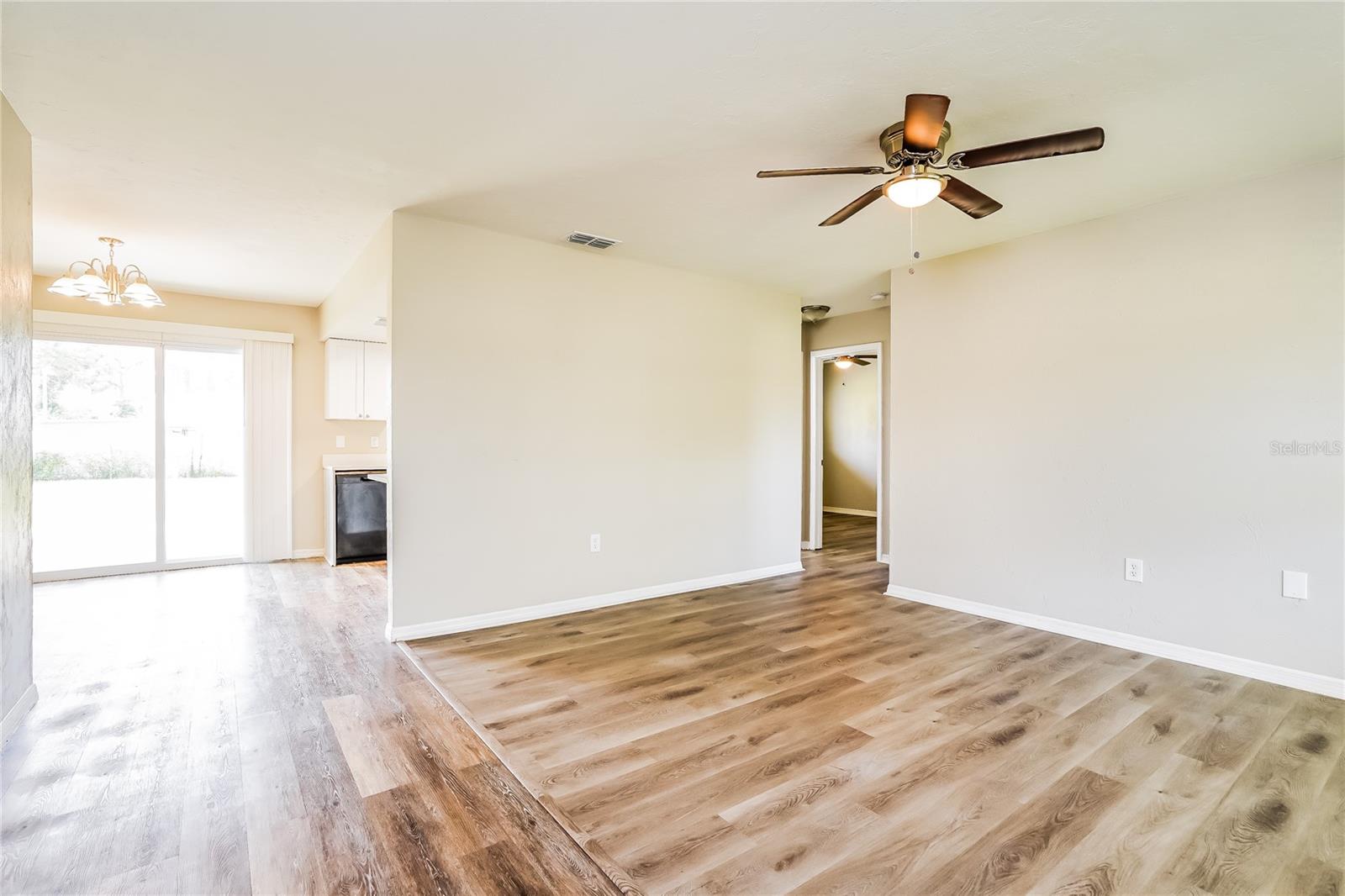 Image 3 of 16 For 4007 4th Street W