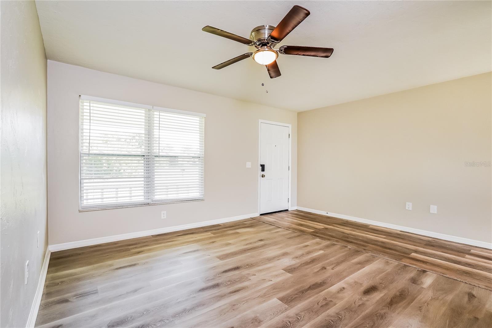 Image 5 of 16 For 4007 4th Street W