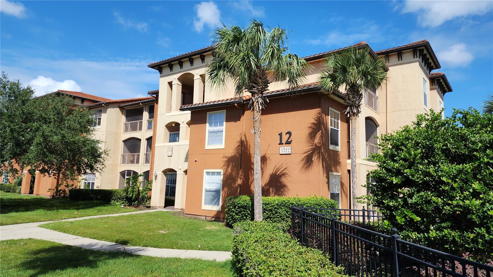 Details for 5512 Metrowest Boulevard 11, ORLANDO, FL 32811