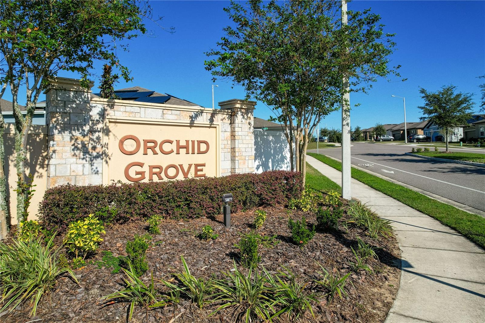 Image 33 of 34 For 872 Orchid Grove Boulevard