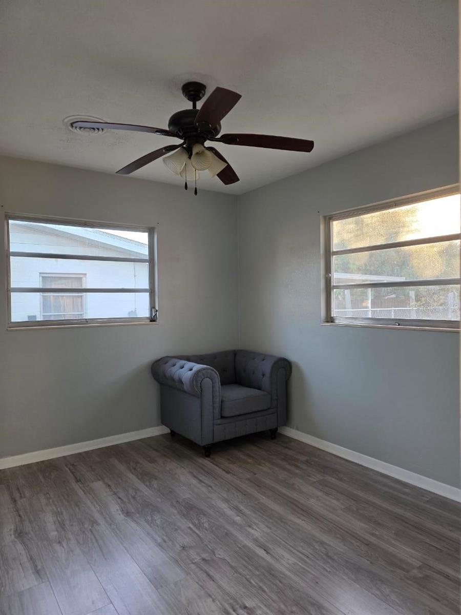 Image 23 of 24 For 1506 18th Street W