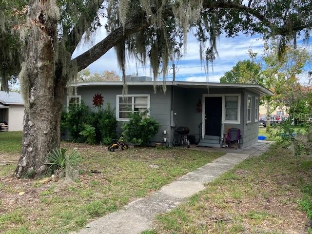 Listing Details for 514 Sinclair Avenue, TAVARES, FL 32778