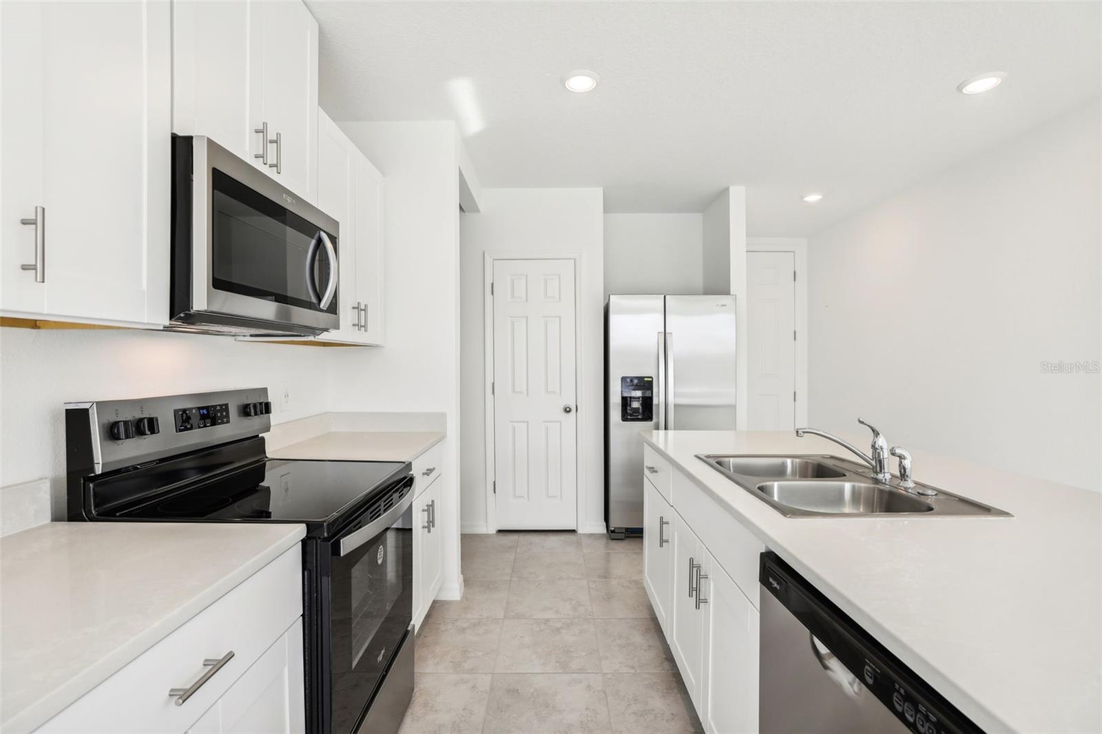 Image 12 of 27 For 3197 Viceroy Court