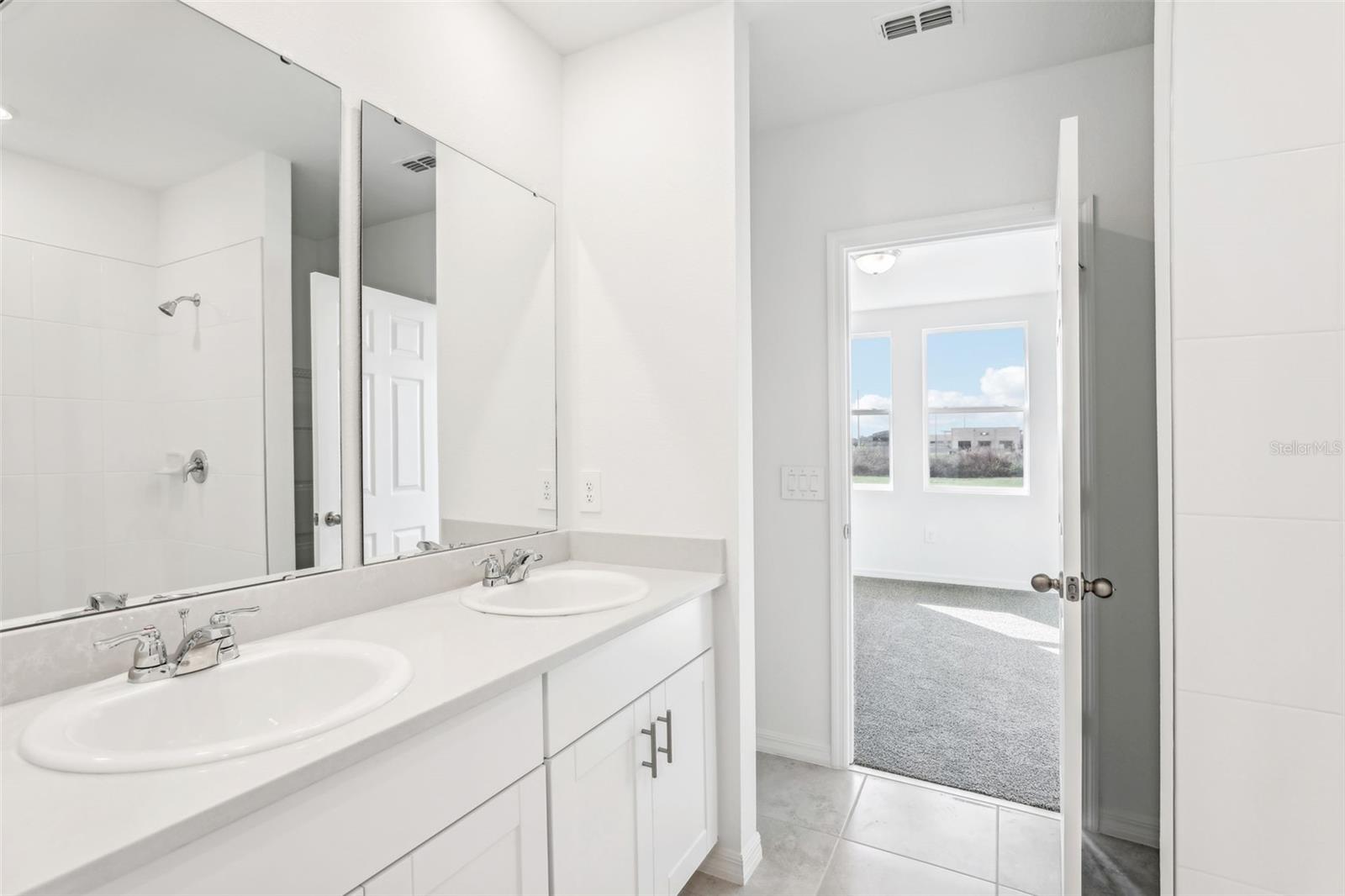 Image 16 of 27 For 3197 Viceroy Court