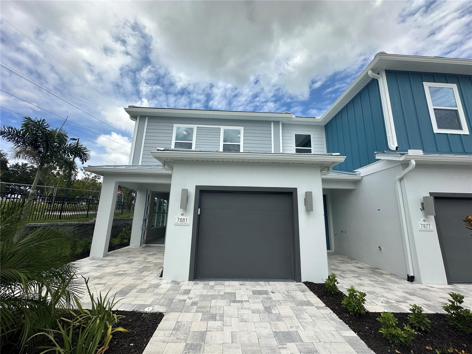 Listing Details for 7881 Spectrum Drive, KISSIMMEE, FL 34747