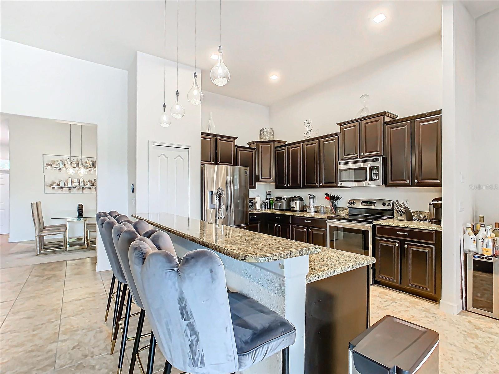 Image 14 of 46 For 8914 Dove Valley Way
