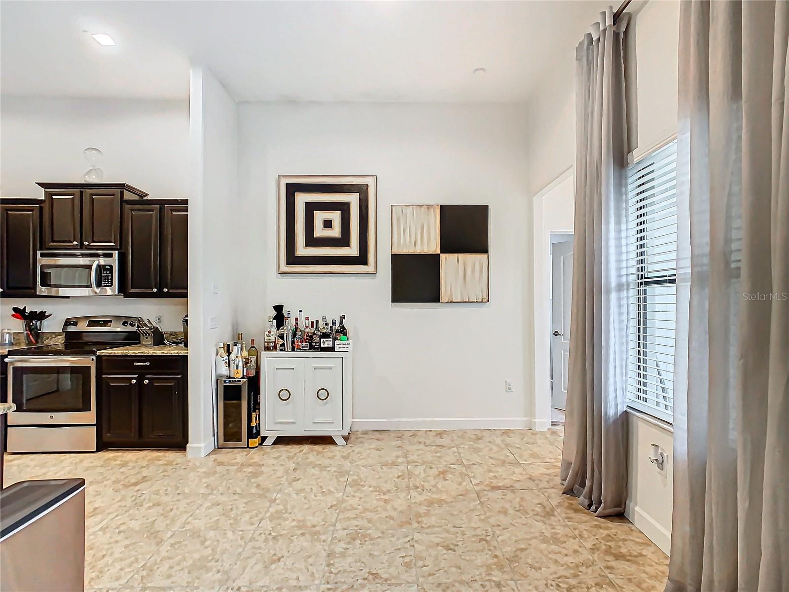 Image 15 of 46 For 8914 Dove Valley Way
