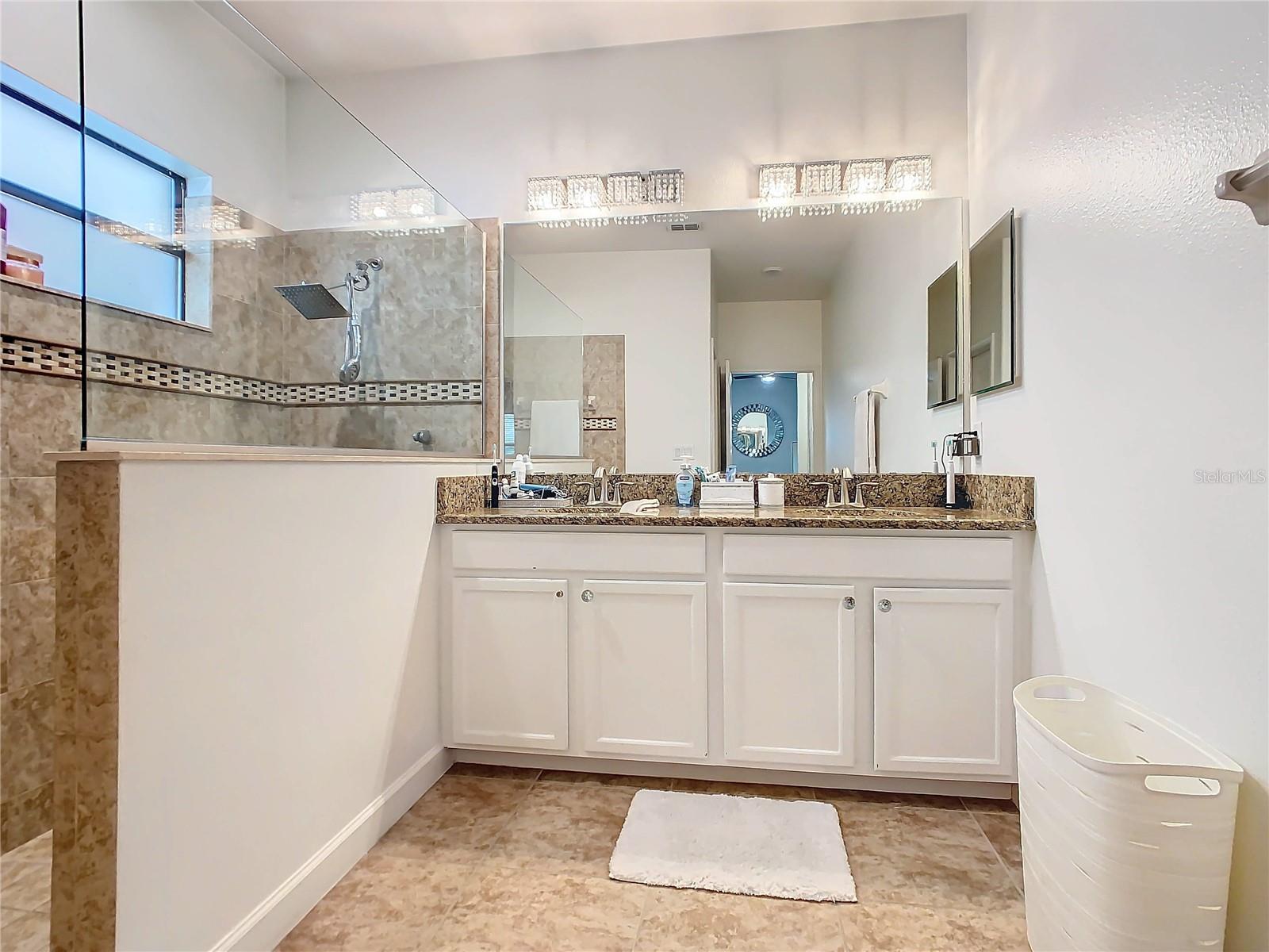 Image 28 of 46 For 8914 Dove Valley Way