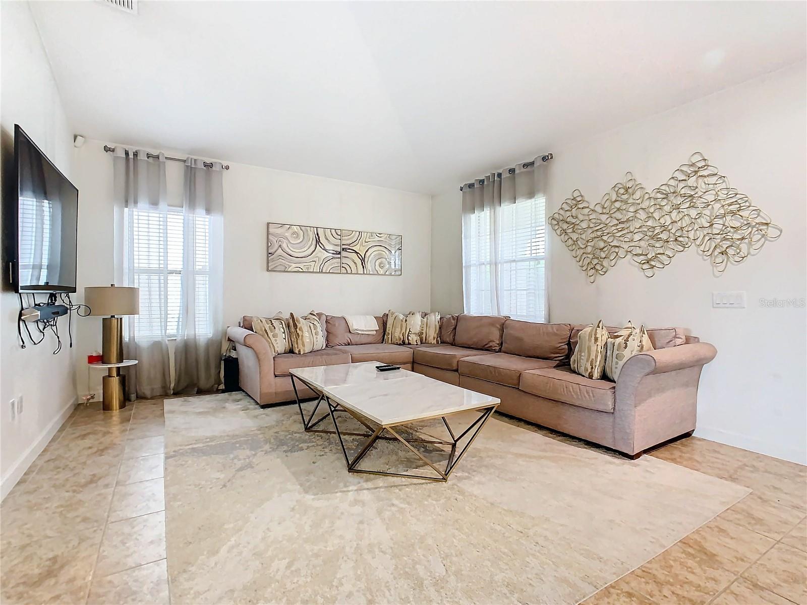 Image 6 of 46 For 8914 Dove Valley Way