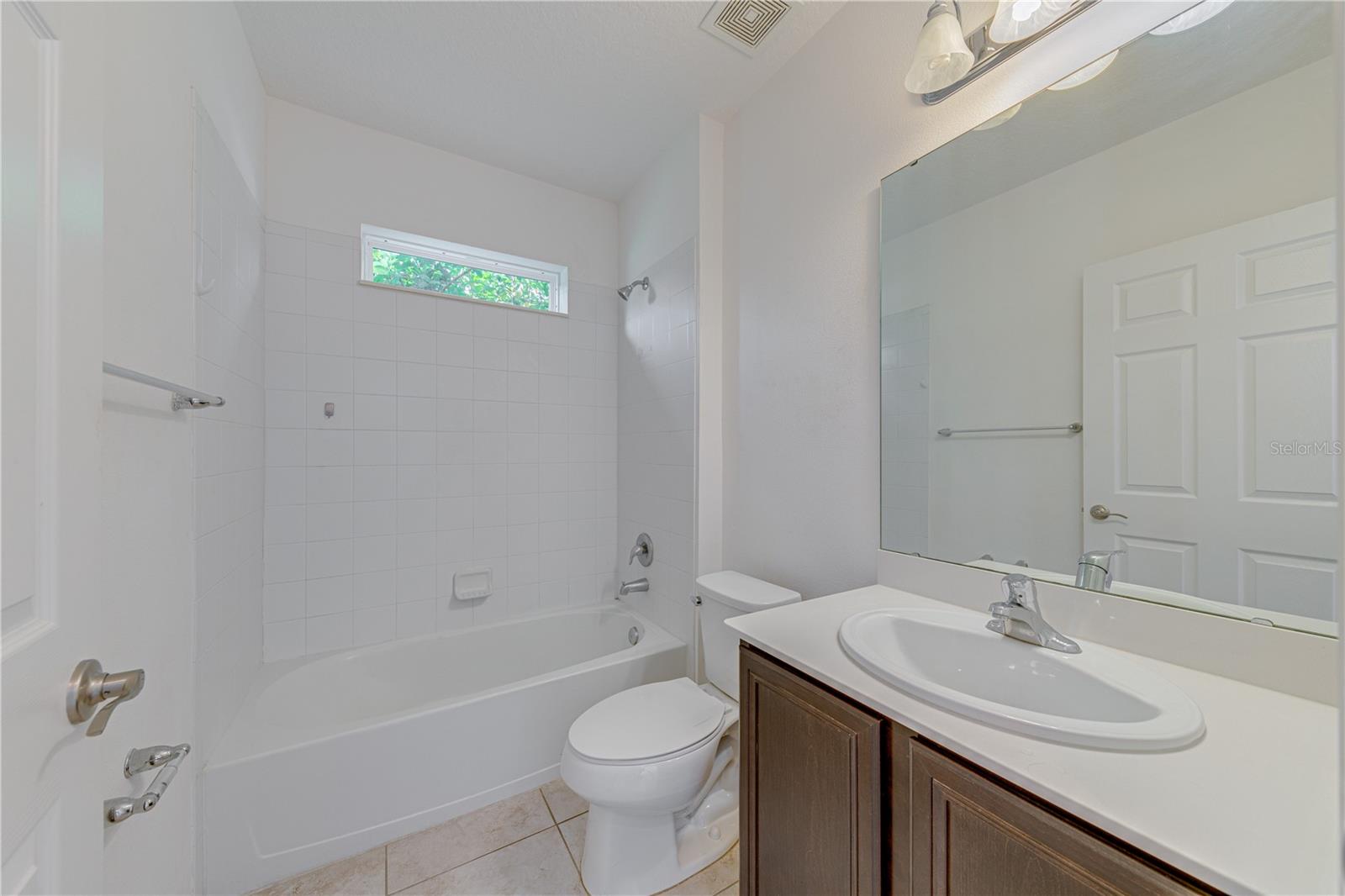 Image 12 of 49 For 2255 Waukegan Drive