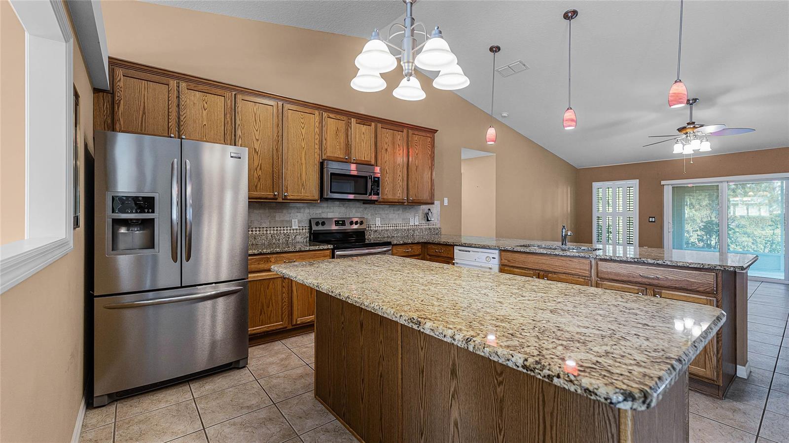 Image 19 of 64 For 2441 Derby Drive