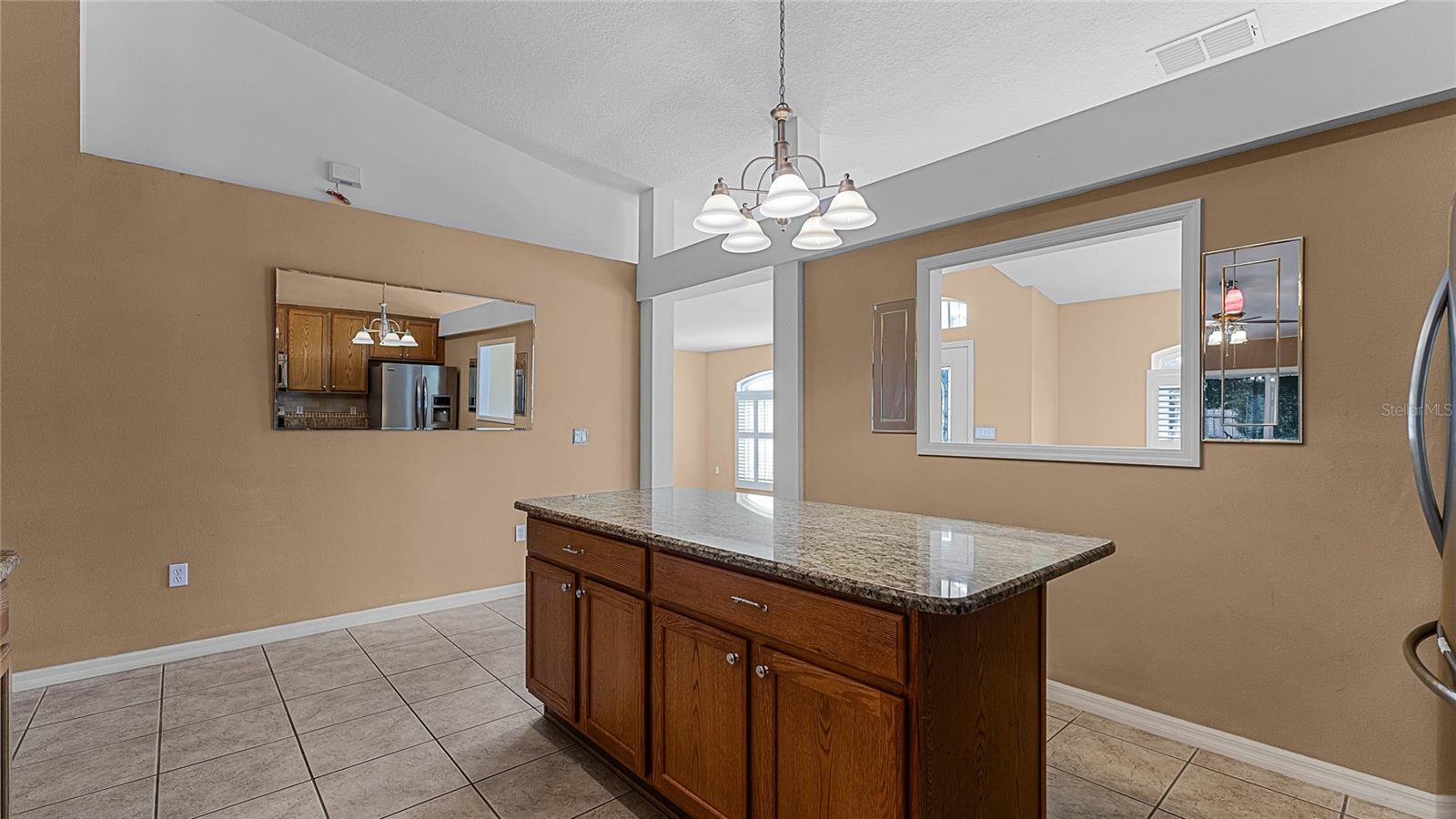 Image 21 of 64 For 2441 Derby Drive