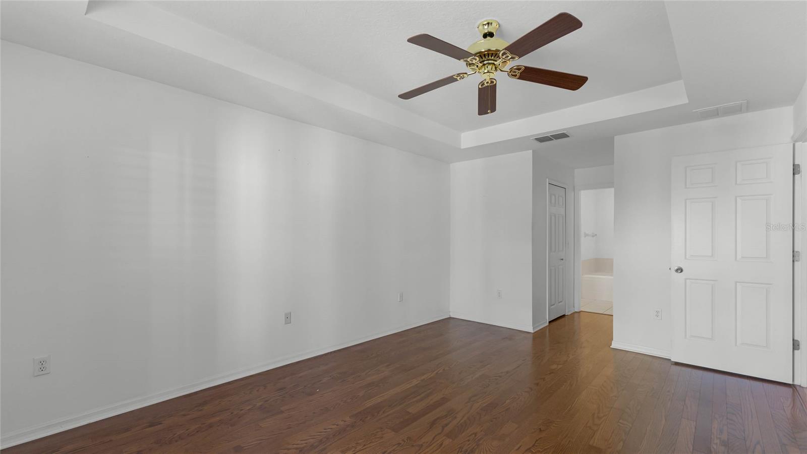 Image 41 of 64 For 2441 Derby Drive