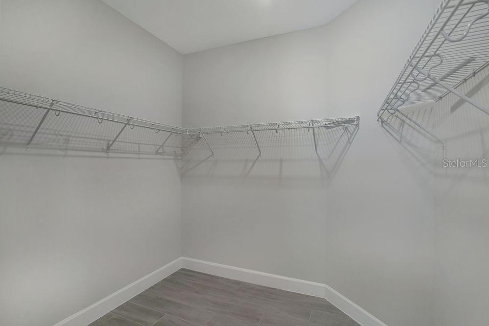 Image 20 of 46 For 851 Arbor Green Trail