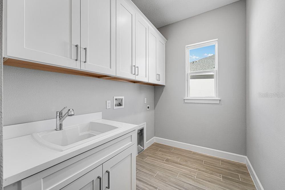 Image 28 of 45 For 919 Tassleflower Trail