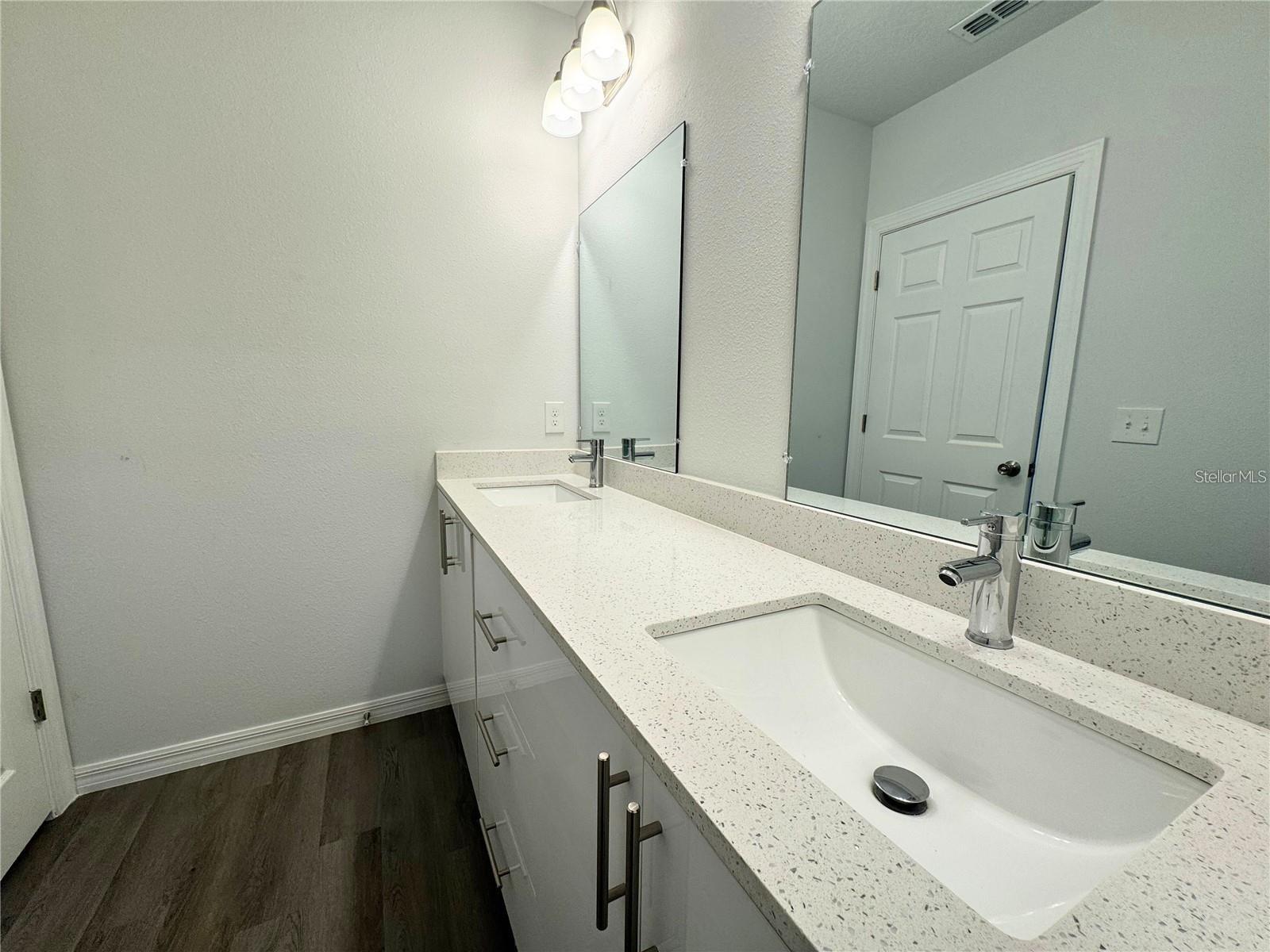 Image 17 of 33 For 1202 Alafia Way