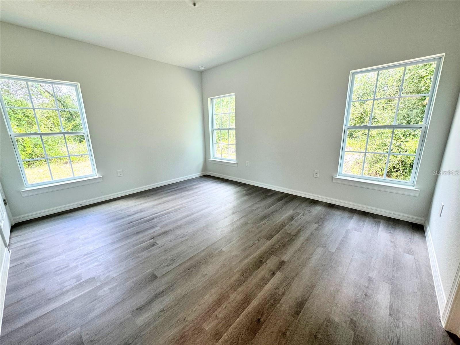Image 9 of 33 For 1202 Alafia Way