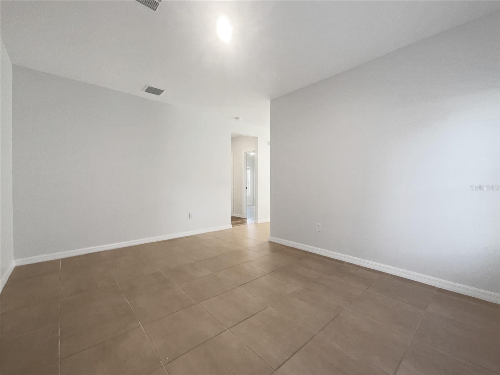 Image 11 of 21 For 6223 Springmont Loop