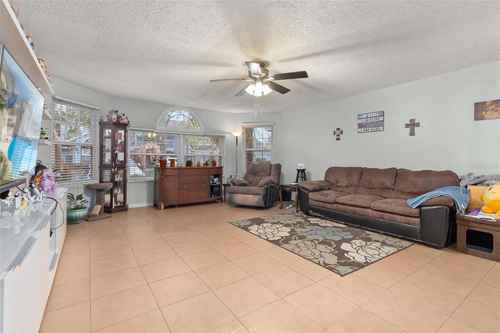 Image 5 of 20 For 2743 Poinciana Boulevard 59