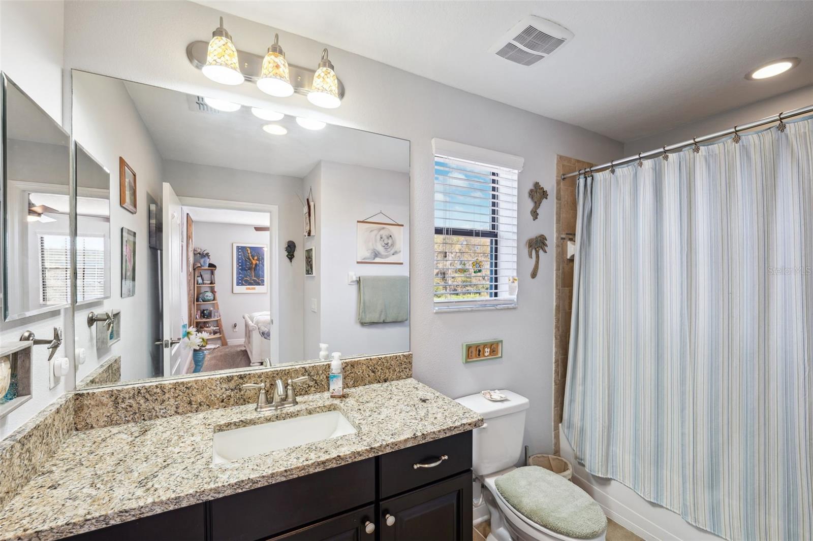 Listing photo id 22 for 1726 Cameron Court