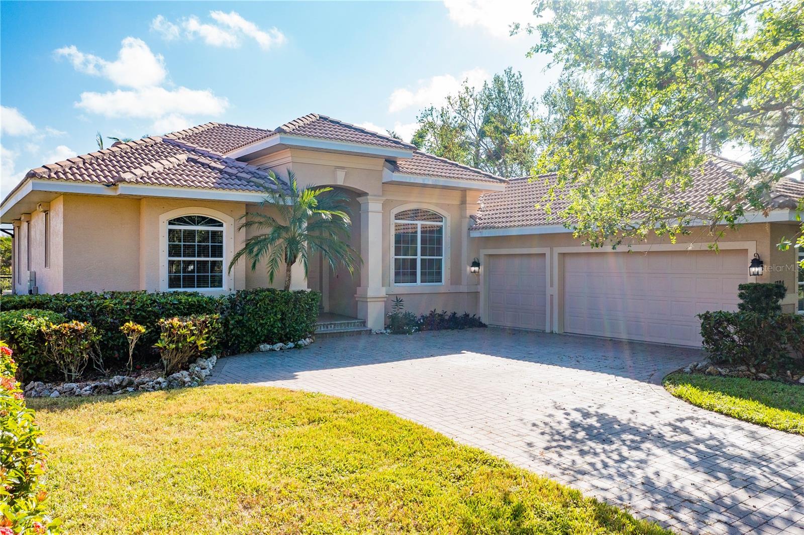 Details for 1704 Amberwynd Circle W, PALMETTO, FL 34221