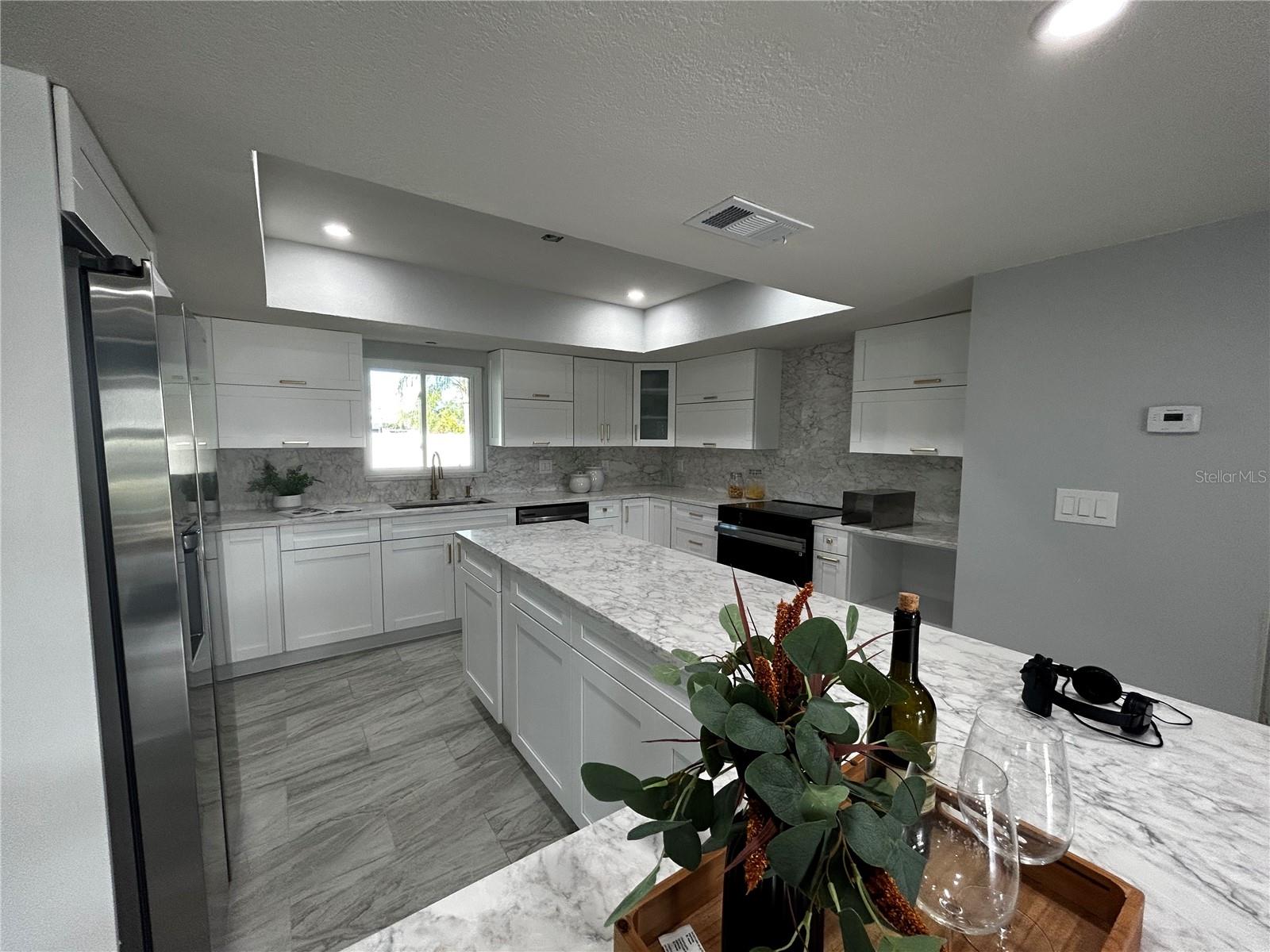 Image 33 of 42 For 6370 Conniewood Square