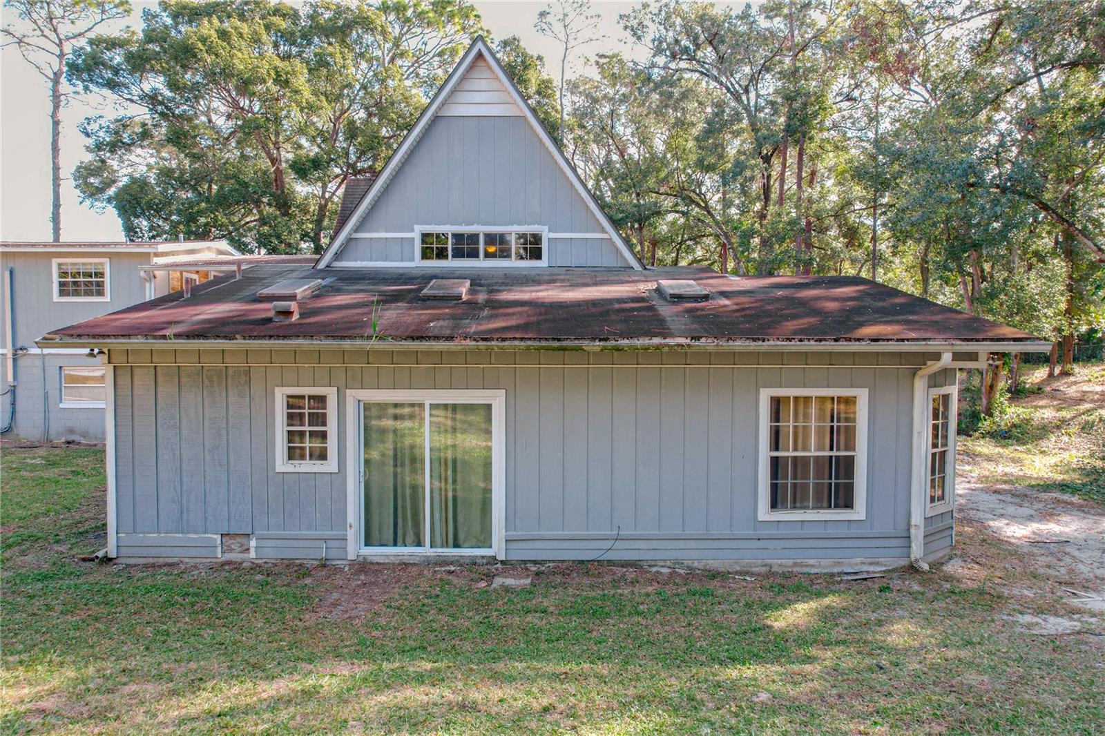 Image 98 of 99 For 1381 Carpenter Avenue