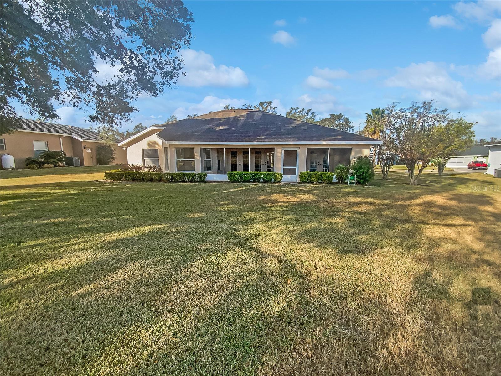 Image 8 of 31 For 6844 Northlake Drive