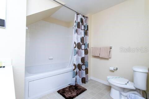 Image 8 of 33 For 4011 Venetian Bay Drive 106