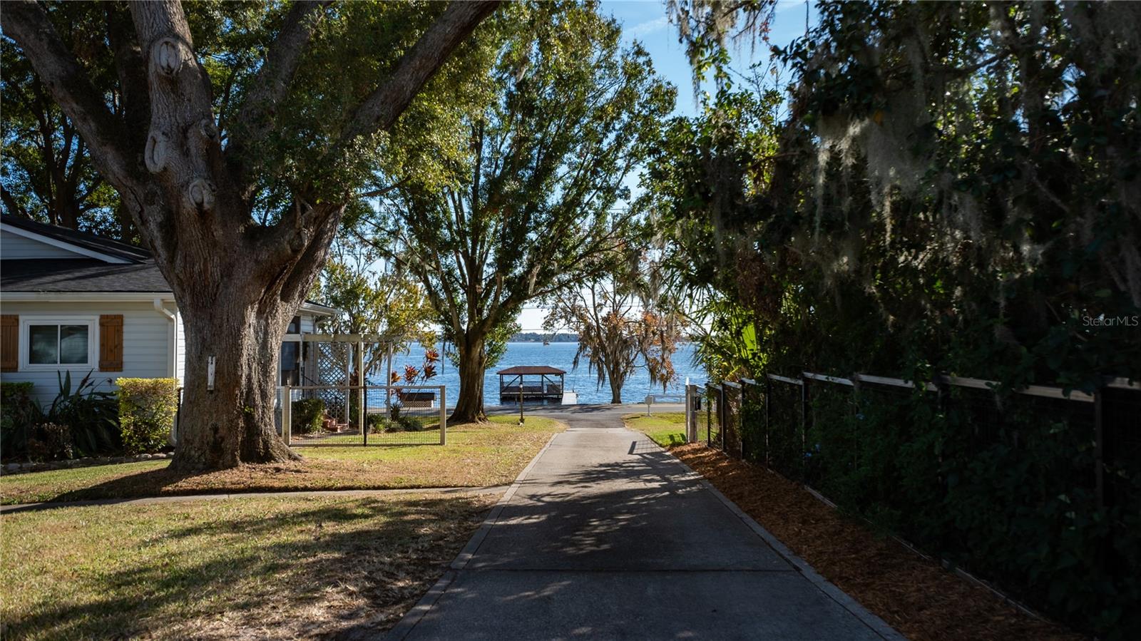 Image 7 of 47 For 11349 Lake Minneola Shores