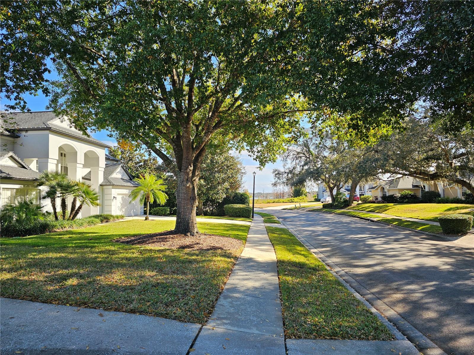 Image 8 of 51 For 7468 Aprelle Drive