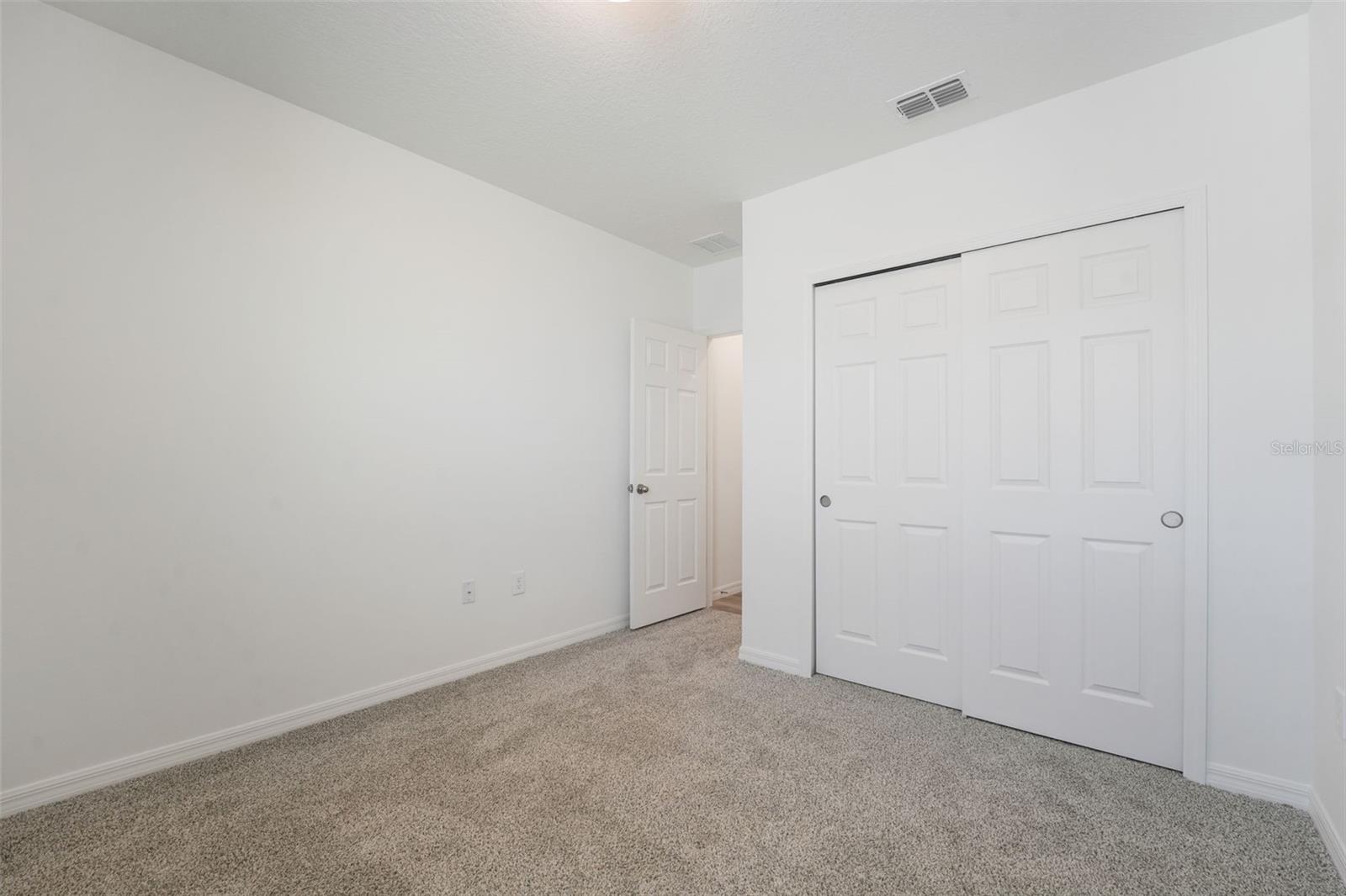 Image 28 of 39 For 1124 Griffon Avenue