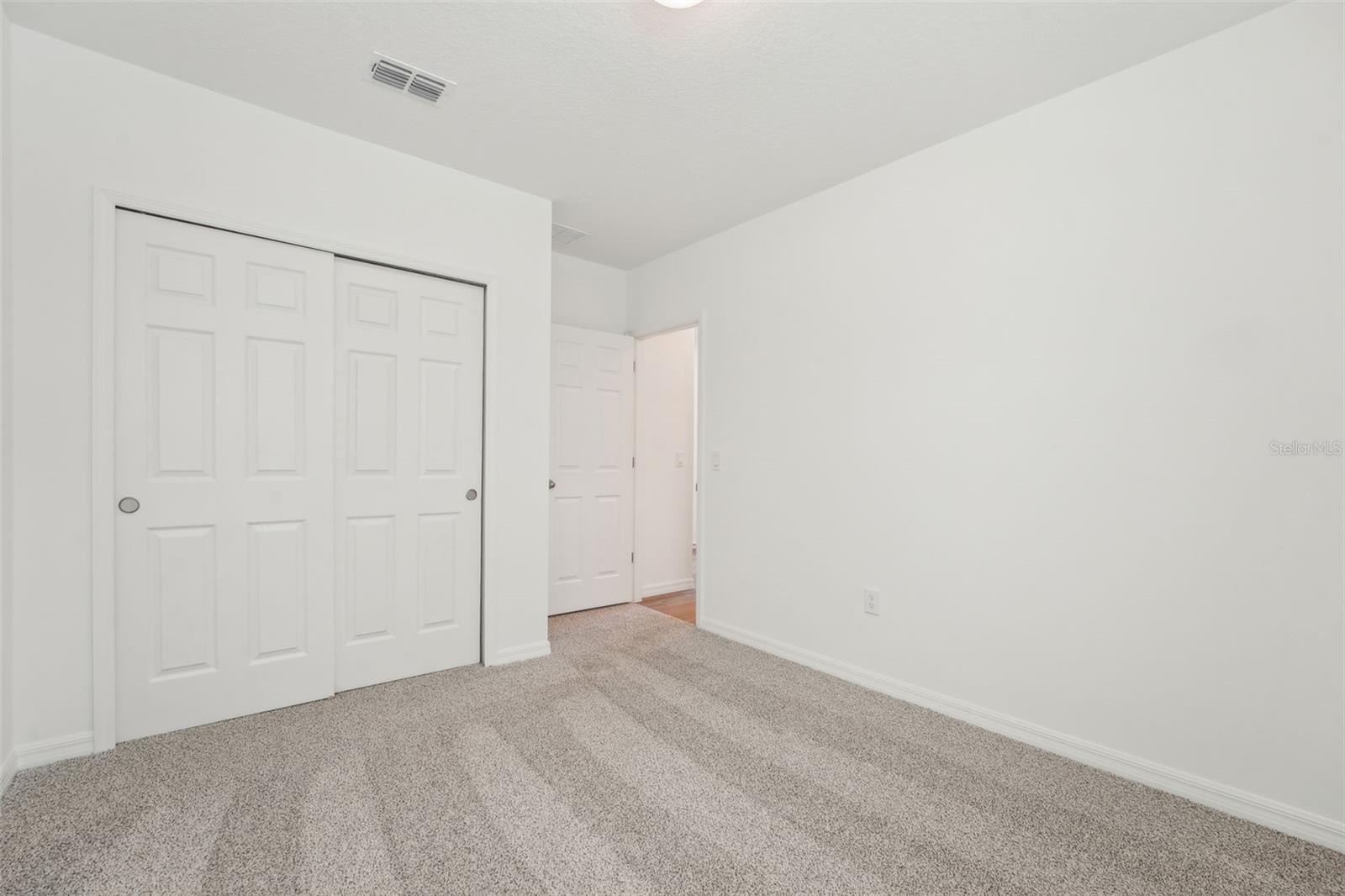 Image 31 of 39 For 1124 Griffon Avenue