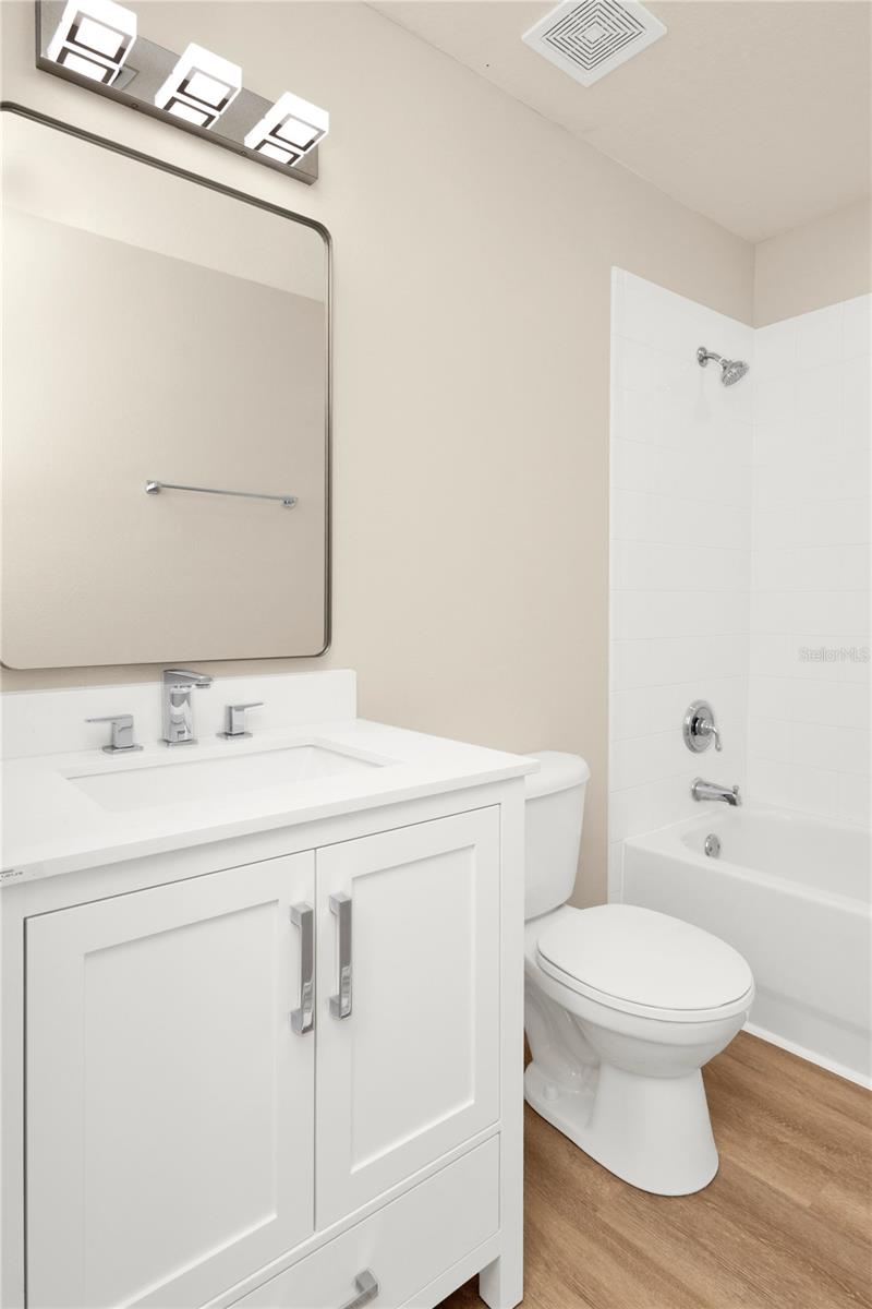 Image 24 of 33 For 14480 Chinese Elm Drive