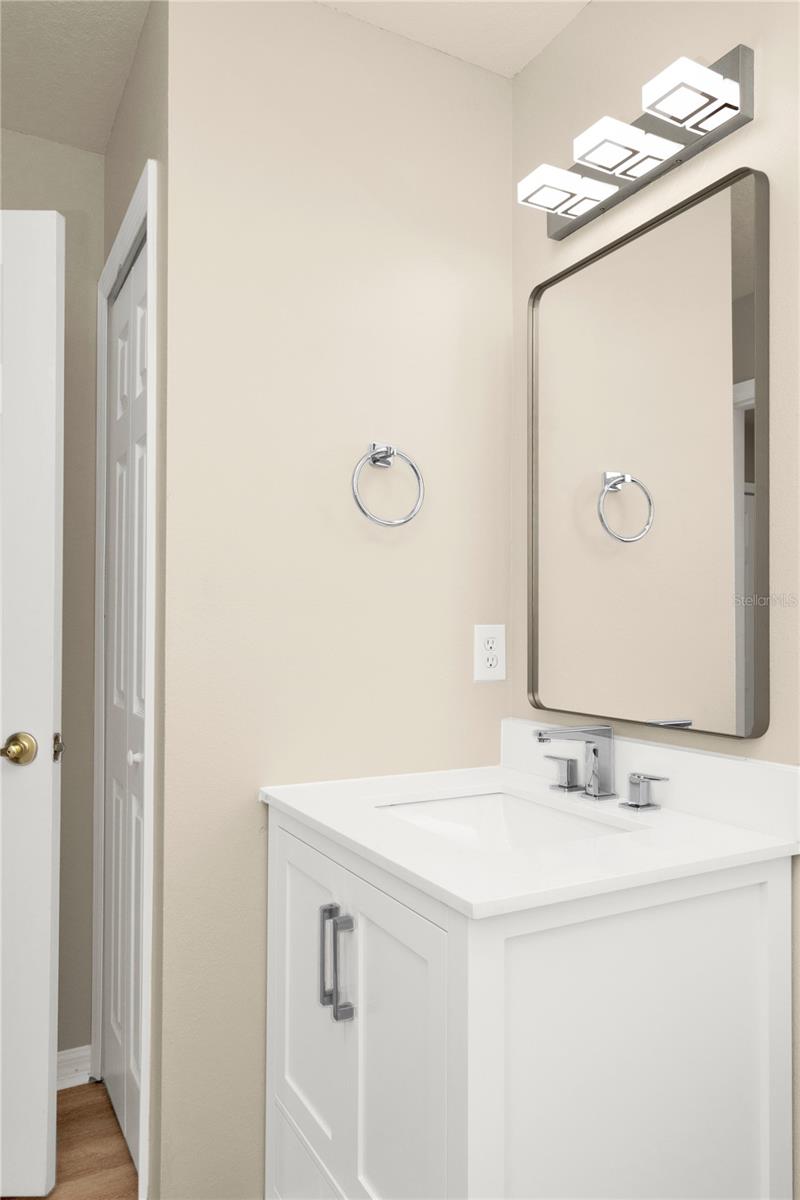 Image 26 of 33 For 14480 Chinese Elm Drive