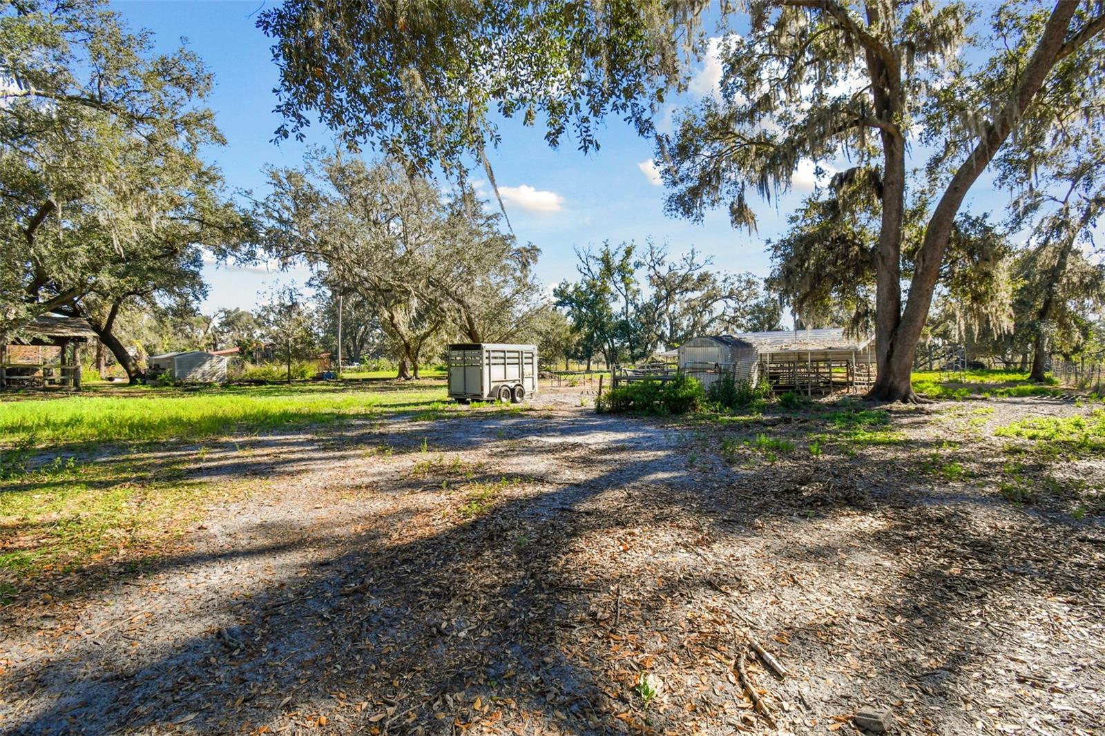 Image 82 of 90 For 2707 De Montmollin Road