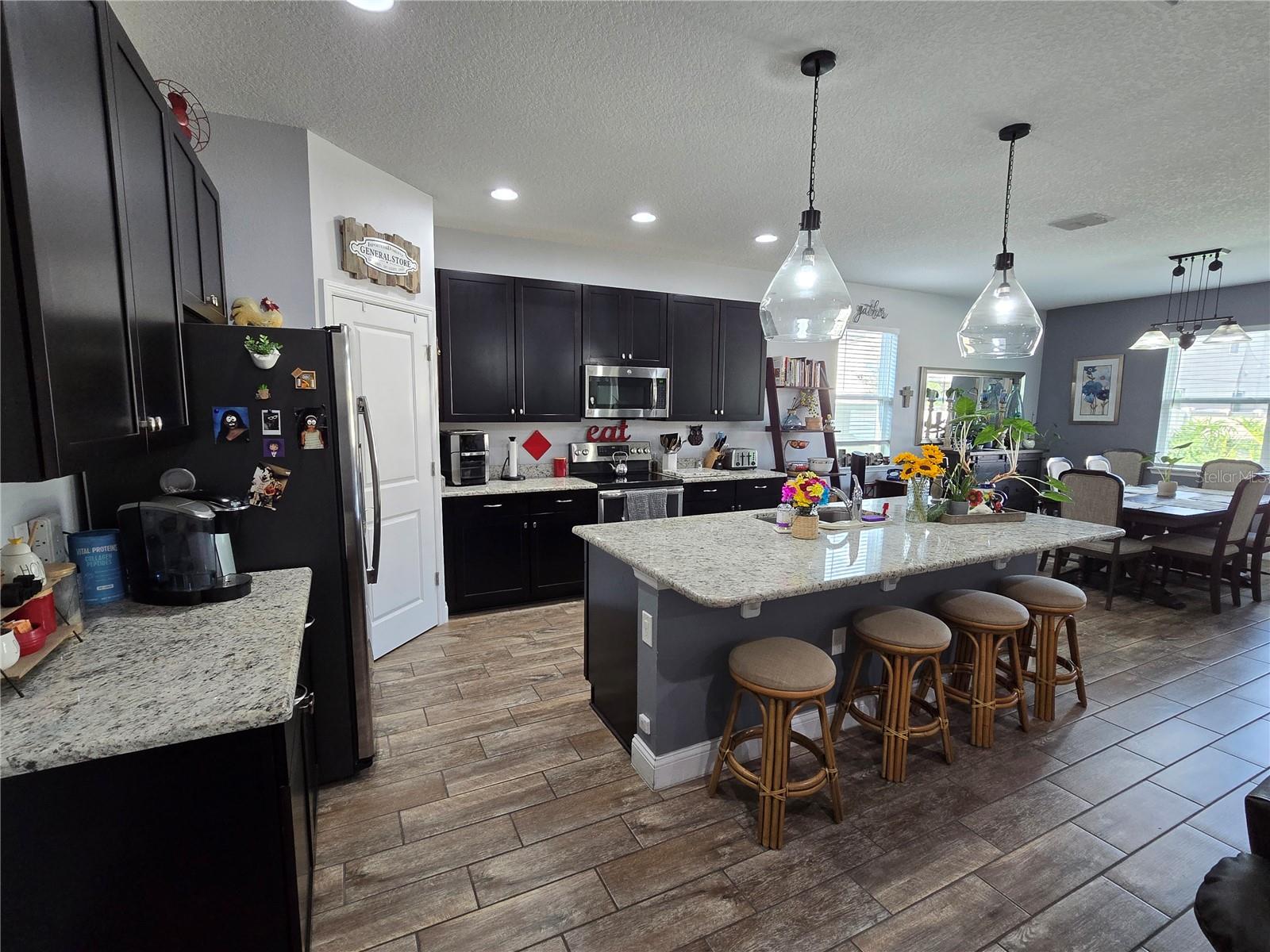 Image 42 of 69 For 3811 Island Green Way