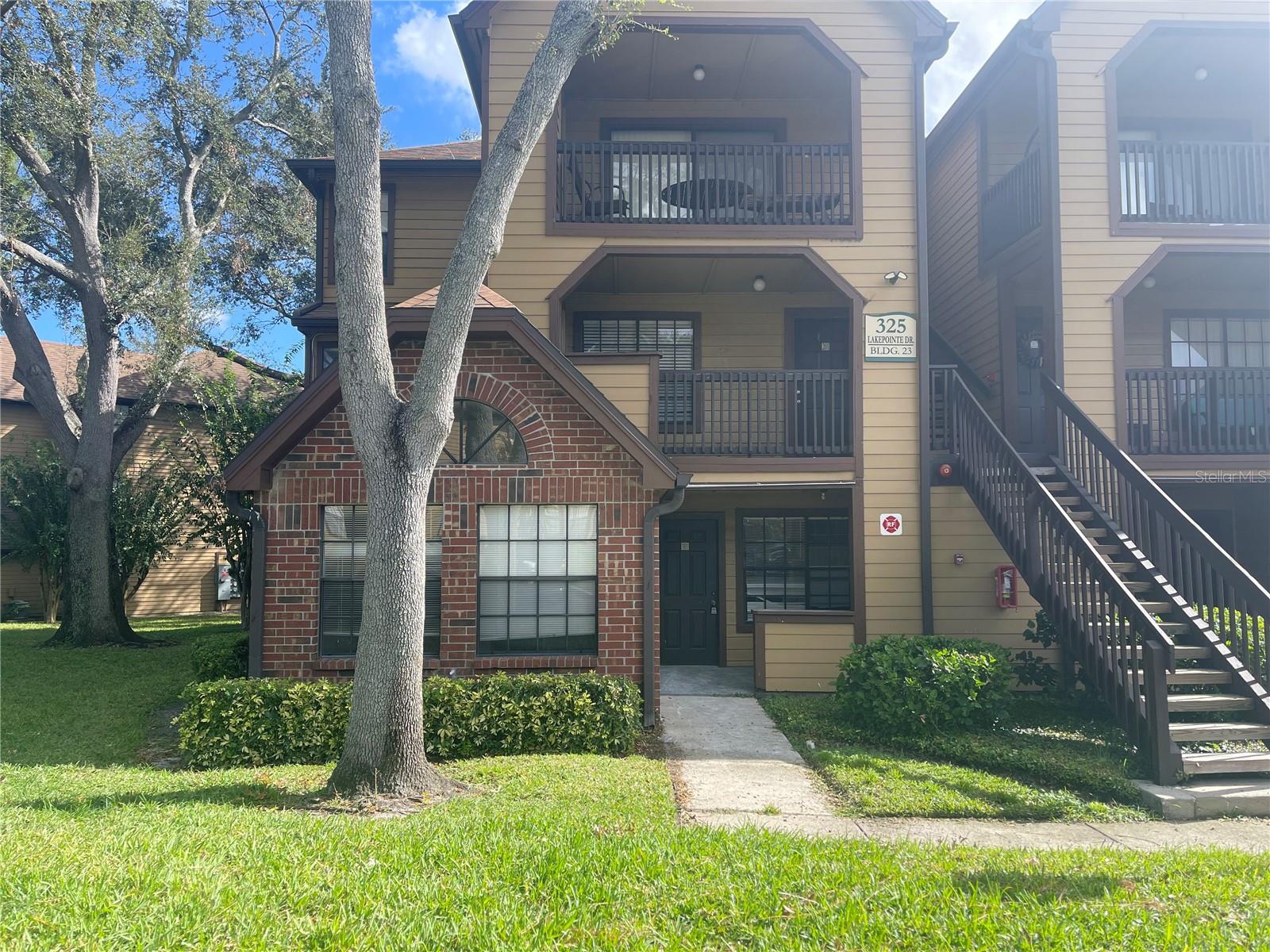 Details for 325 Lakepointe Drive 101, ALTAMONTE SPRINGS, FL 32701