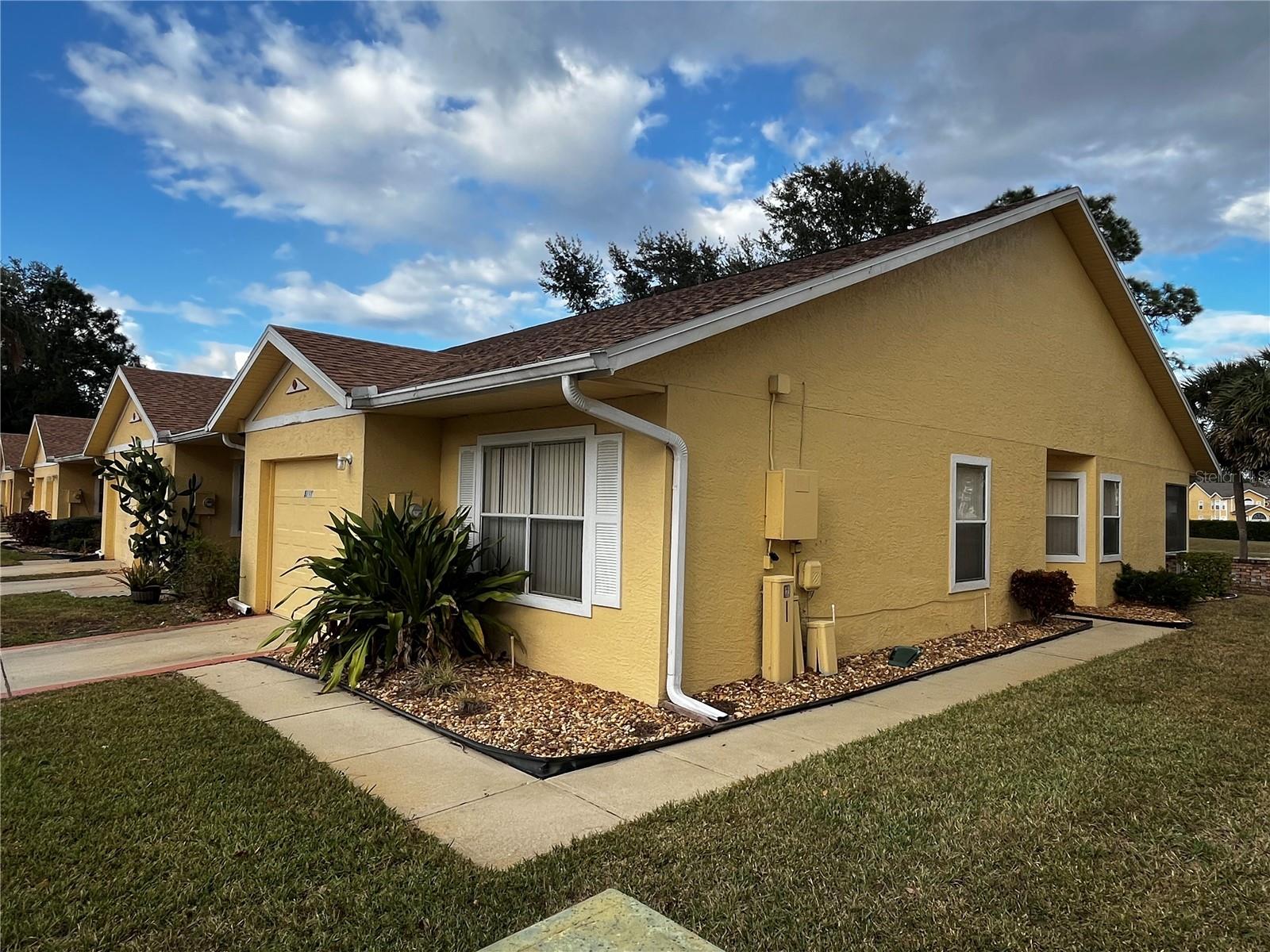 Image 12 of 12 For 3211 Queen Palms Court