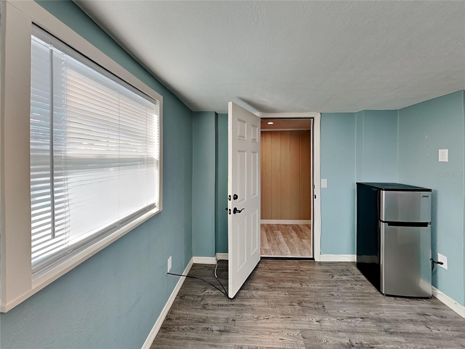 Image 10 of 18 For 1215 24th Street
