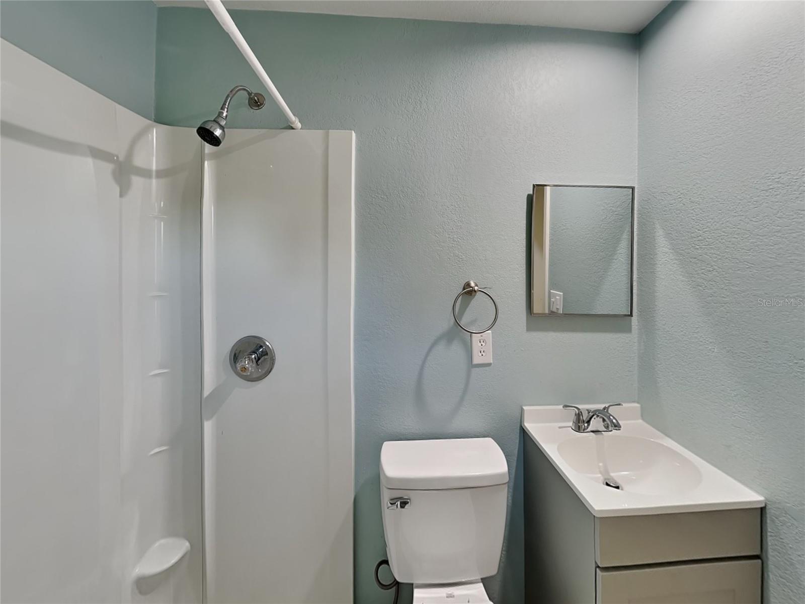Image 5 of 18 For 1215 24th Street