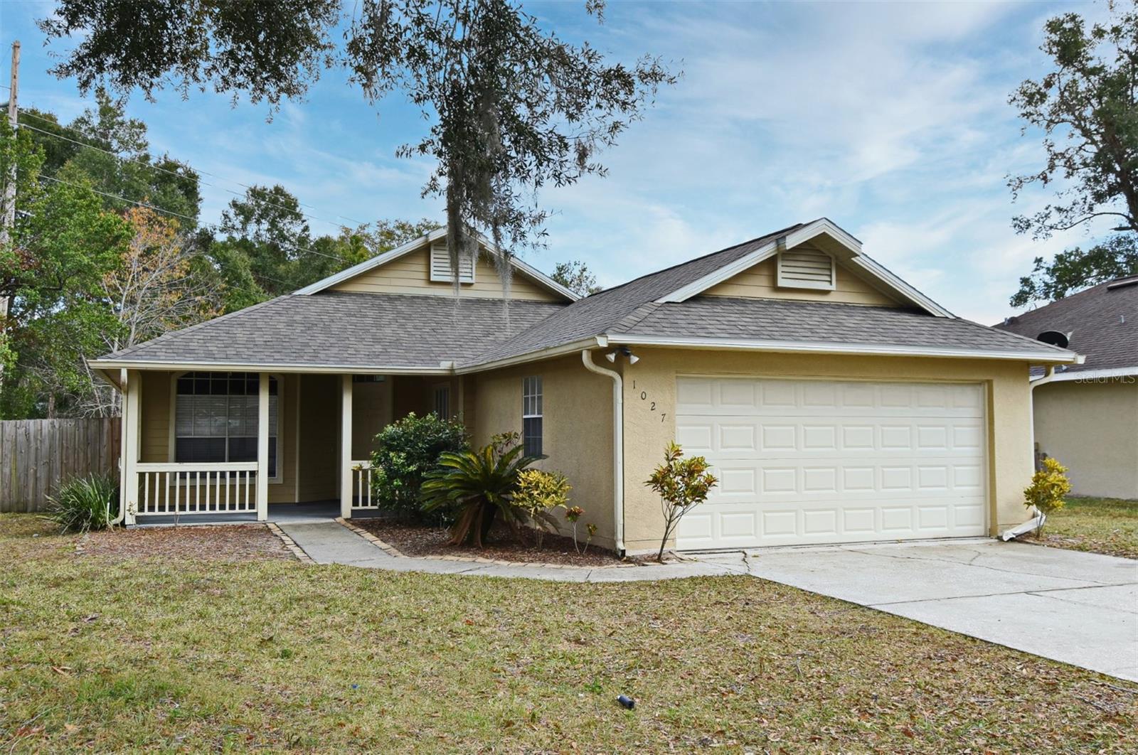 Details for 1027 Royal Oaks Drive, APOPKA, FL 32703