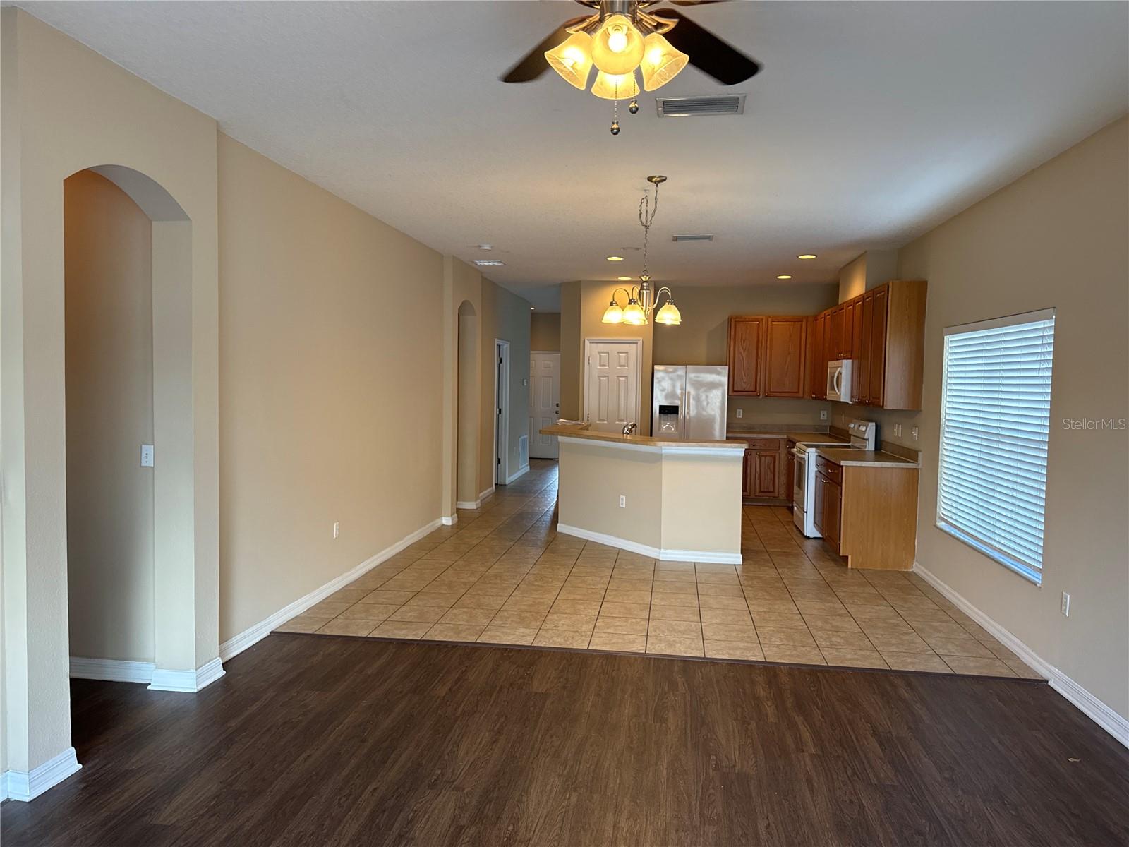 Listing photo id 2 for 9636 Cypress Harbor Drive